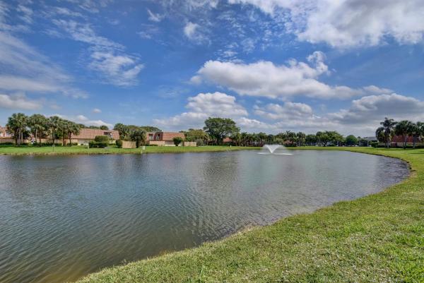 Waterside Luxury Townhomes, 806 Blue Ridge Cir, West Palm Beach, Florida 33409, image 1