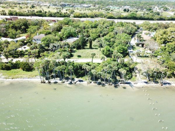 Fort Pierce Residential, 1021 S Indian River Dr, Fort Pierce, Florida 34950, image 1