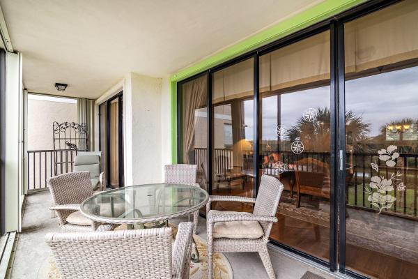 The Anchorage North At Jonathan's Landing, 16940 Bay St #N307, Jupiter, Florida 33477, image 2