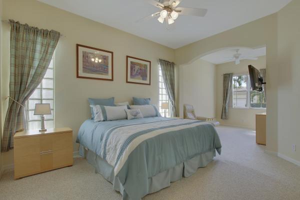 Isle Verde, 112 Isle Verde Way, Palm Beach Gardens, Florida 33418, image 3