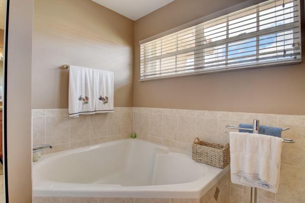 Hidden Lake, 10779 Buttonwood Lake Dr, Boca Raton, Florida 33498, image 2