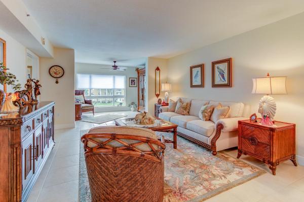 Coral Cove At Coral Lakes, 12540 Majesty Cir #301, Boynton Beach, Florida 33437, image 3