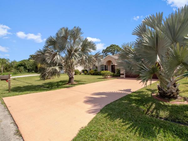 Swan Park, 562 NW Azine Ave, Port St. Lucie, Florida 34983, image 3