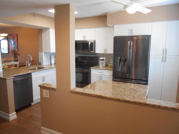 Huntington Lakes 1, 14425 Strathmore Ln #705, Delray Beach, Florida 33446, image 3