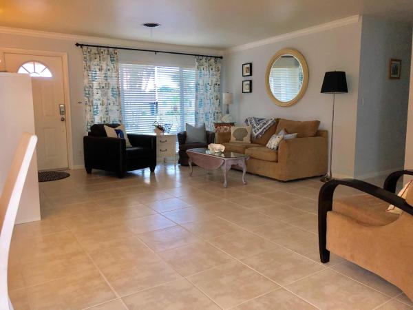 Royal Oaks Hills, 807 SW 2nd St, Boca Raton, Florida 33486, image 1