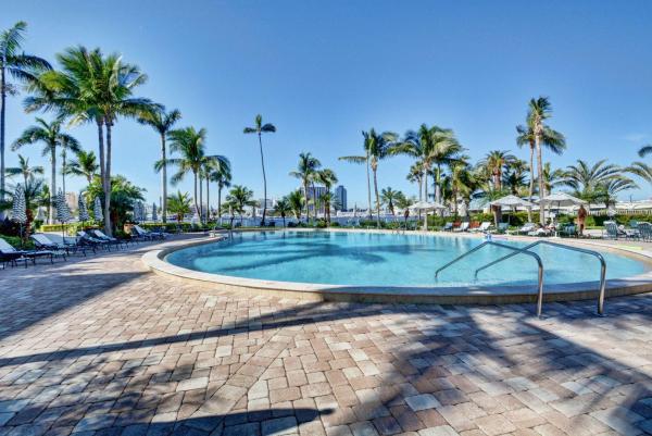 Palm Beach Towers, 44 Cocoanut Row #305A, Palm Beach, Florida 33480, image 3