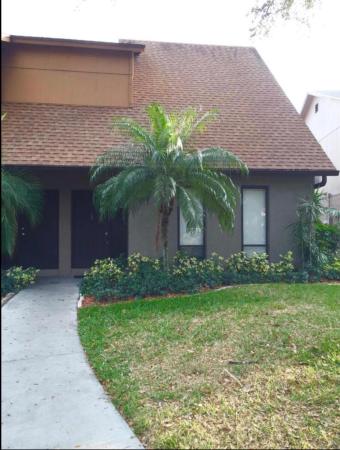 Sandtree Townhouses, 903 Sandtree Dr, Palm Beach Gardens, Florida 33403, image 1