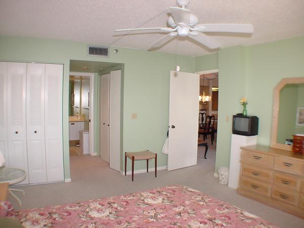 Boca Bayou, 22 Royal Palm Way #3050, Boca Raton, Florida 33432, image 3