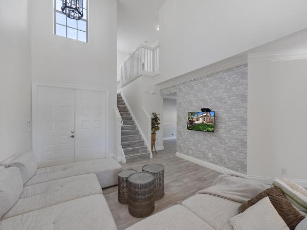 Thoroughbred Lake Estates, 5728 Gelding Ct, Lake Worth, Florida 33449, image 2