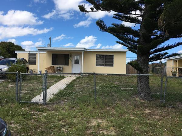 San Castle, 271 Hibiscus Tree Dr, Lake Worth, Florida 33462, image 1