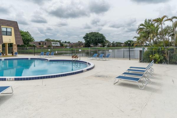 Springdale, 973 Springdale Cir, Palm Springs, Florida 33461, image 2