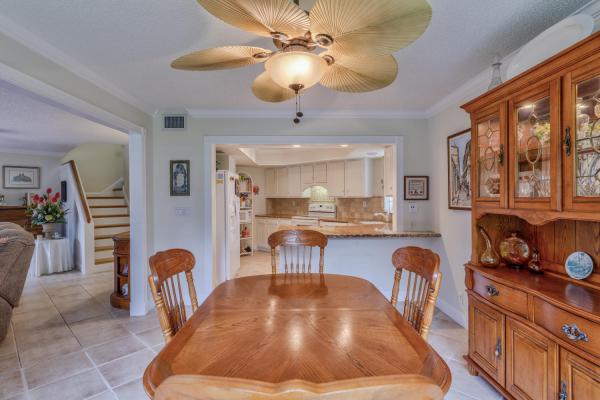Winchester Courts, 4338 Hazel Ave #C, Palm Beach Gardens, Florida 33410, image 3