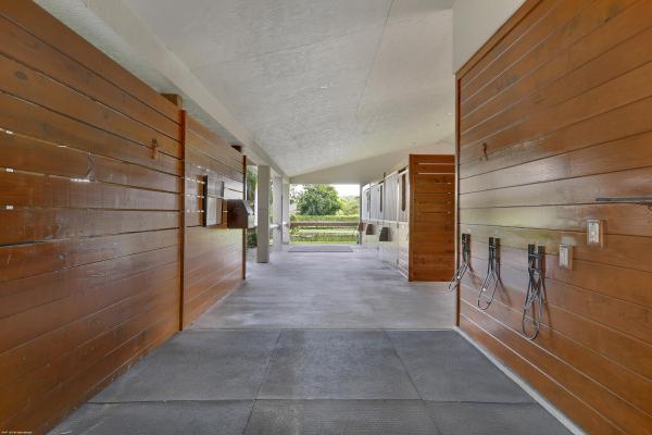 Rustic Ranches Estates, 2780 Skipiks Way, Wellington, Florida 33470, image 2