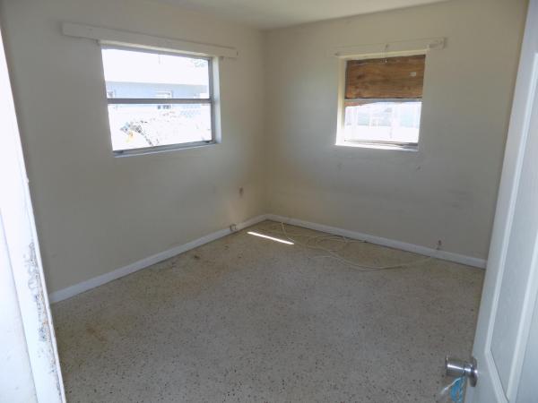 Glidden's Terrace, 907 Avenue H, Fort Pierce, Florida 34950, image 3