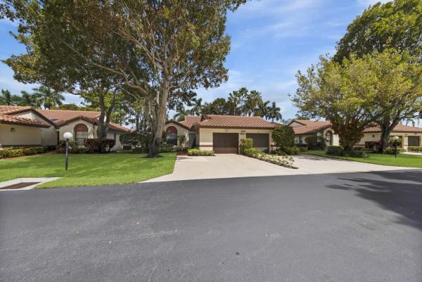 Palm Chase Lakes, 5861 Sunswept Ln #A, Boynton Beach, Florida 33437, image 2