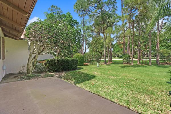 Club Cottages, 834 Club Dr, Palm Beach Gardens, Florida 33418, image 1