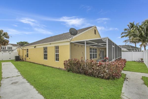 Regency Place At Boca Winds, 22476 Middletown Dr, Boca Raton, Florida 33428, image 1