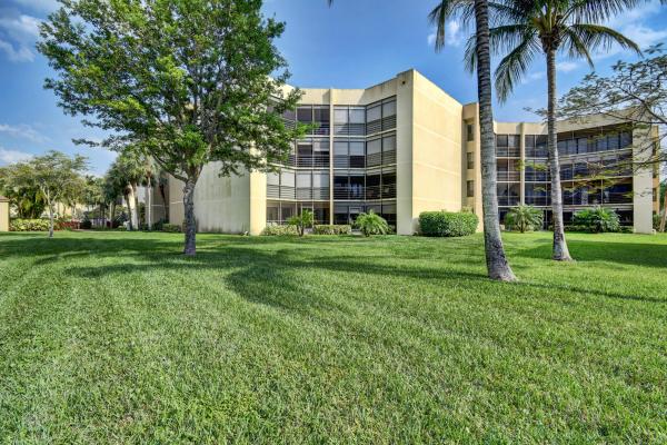 Camino Real Village, 5750 Camino Del Sol #103, Boca Raton, Florida 33433, image 3