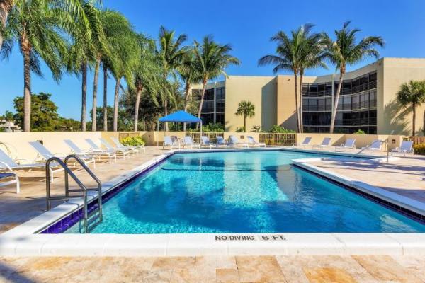 Camino Real Village, 5750 Camino Del Sol #103, Boca Raton, Florida 33433, image 1