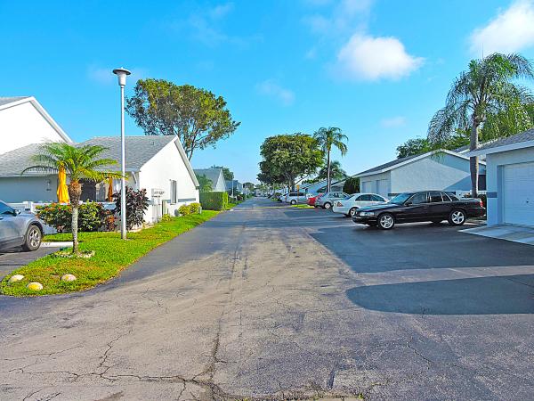 The Arbours Of The Palm Beaches, 2641 Gately Dr W #401, West Palm Beach, Florida 33415, image 2