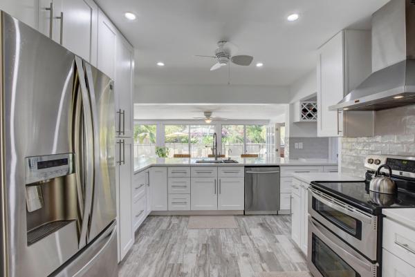 Royal Oaks Hills, 655 W Camino Real, Boca Raton, Florida 33486, image 1