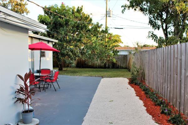 Boulevard Heights, 6850 Fillmore St, Hollywood, Florida 33024, image 1