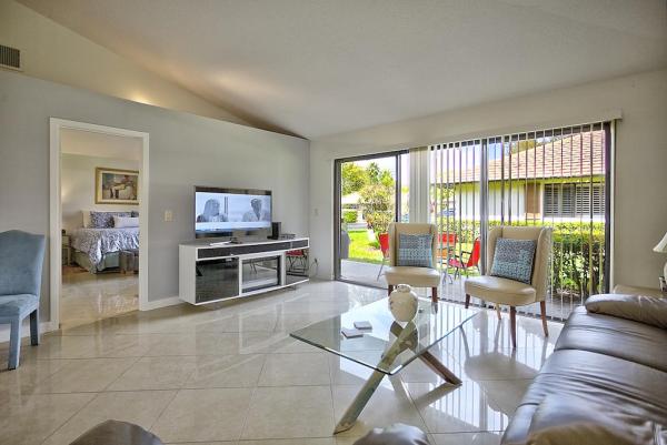Club Cottages, 708 Club Dr, Palm Beach Gardens, Florida 33418, image 1