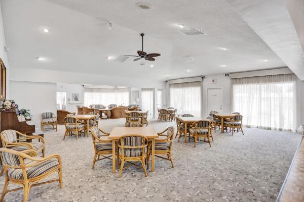 Boca Lakes, 20842 Vinesta Cir, Boca Raton, Florida 33433, image 2