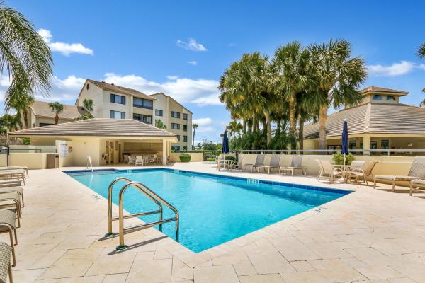 Grand Bay At Oak Harbour, 8 Grand Bay Cir, Juno Beach, Florida 33408, image 1