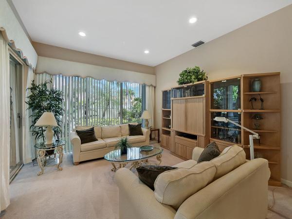Monterey Pointe, 22 Porta Vista Cir, Palm Beach Gardens, Florida 33418, image 2