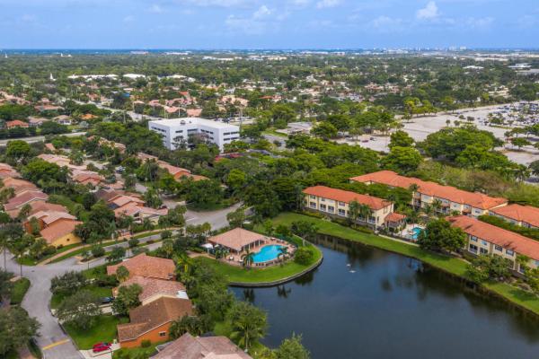 20846 Via Valencia Dr, Boca Raton, Florida 33433, image 1