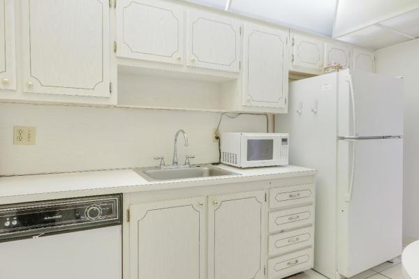 The Patrician Of Palm Beach, 3450 S Ocean Blvd #4270, Palm Beach, Florida 33480, image 2