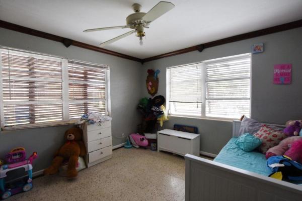 517 Greynolds Cir, Lantana, Florida 33462, image 2