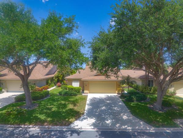 The Ridge At The Bluffs, 331 Ridge Rd, Jupiter, Florida 33477, image 2