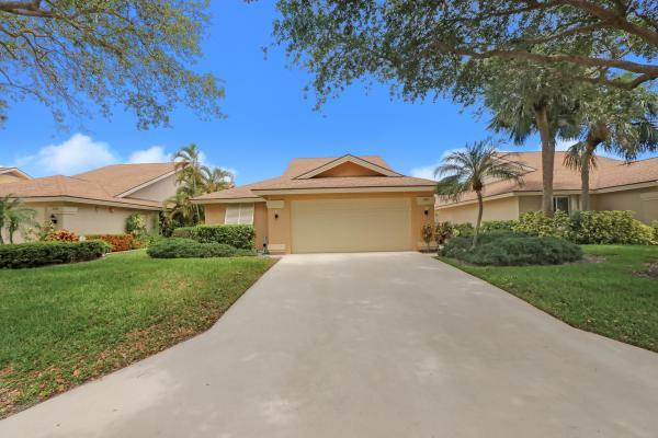 The Ridge At The Bluffs, 331 Ridge Rd, Jupiter, Florida 33477, image 3