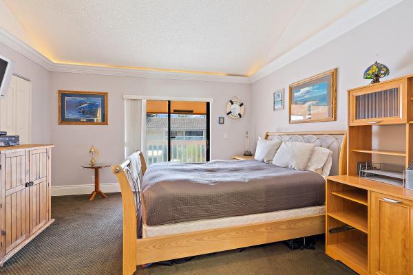 Watersedge, 700 NE 20th Ln, Boynton Beach, Florida 33435, image 2