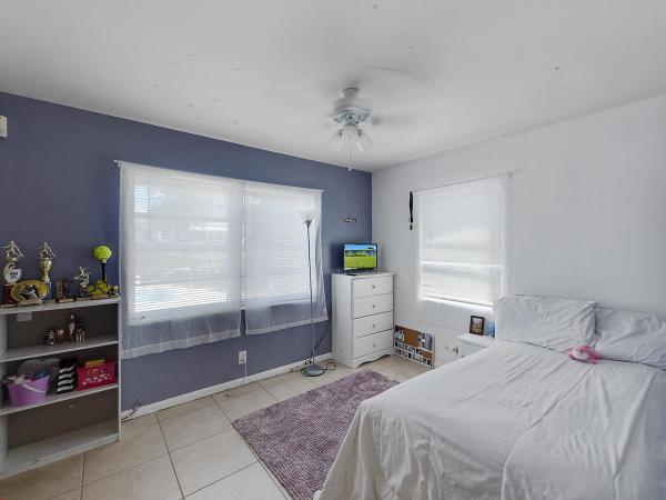 Lake Osborne Estates, 1326 Lake Erie Dr, Lake Worth, Florida 33461, image 1