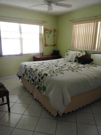 Sterling Village, 320 W Horizons #204, Boynton Beach, Florida 33435, image 2