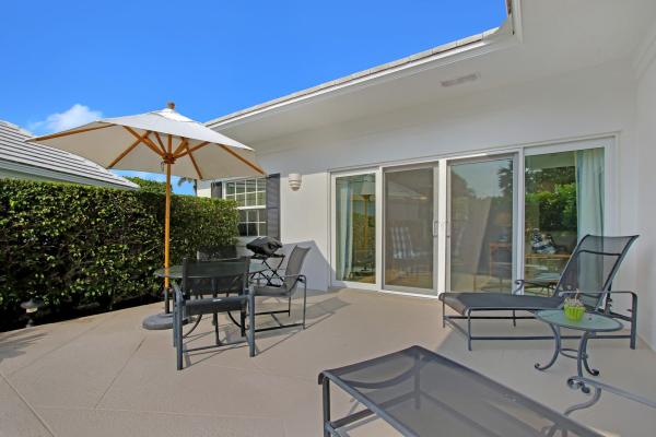 La Coquille Club Villas, 106 Evans Ln, Manalapan, Florida 33462, image 2