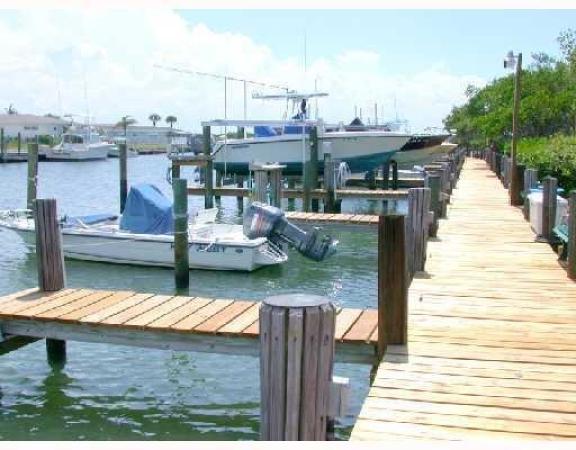 The Sands, 3206 S Lakeview Cir #1- 203, Fort Pierce, Florida 34949, image 2