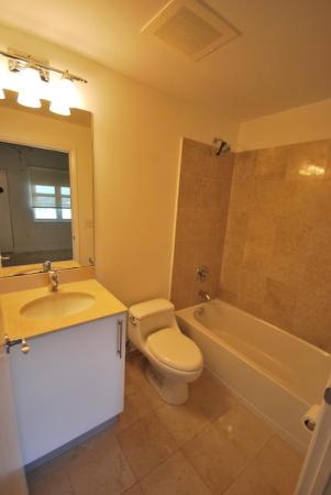 Aventura Marina 2, 3330 NE 190th St #2411, Aventura, Florida 33180, image 2