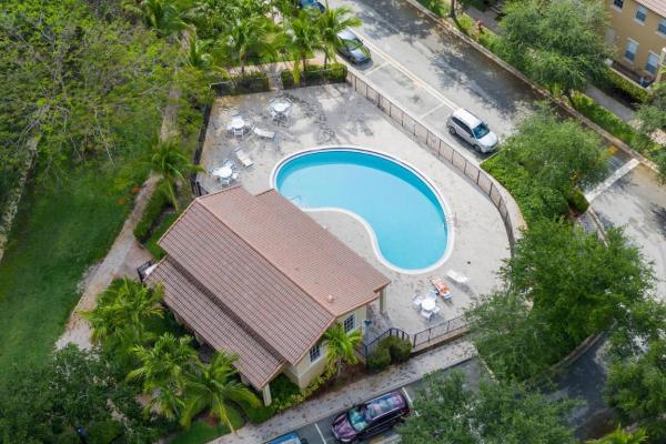 Canterbury At Quantum Village, 606 NW 25th Ave, Boynton Beach, Florida 33426, image 1