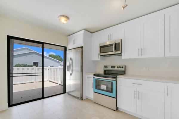 The Arbours Of The Palm Beaches, 2641 Gately Dr W #206, West Palm Beach, Florida 33415, image 2