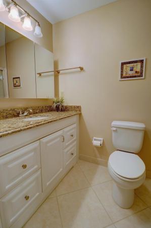 High Point Of Delray 1, 167 High Point Ter W #D, Delray Beach, Florida 33445, image 2