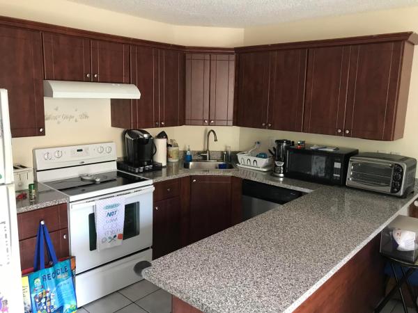 The Towns Of Lakeside Green, 4339 Willow Pond Rd #D, West Palm Beach, Florida 33417, image 2