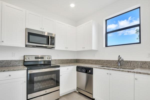 Horizon At Celebration, 5413 NW 27th St, Margate, Florida 33063, image 1