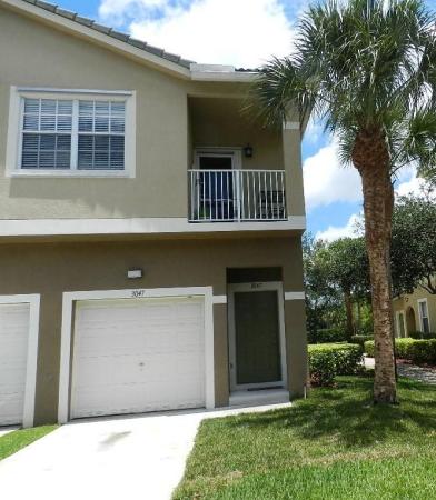 3047 Grandiflora Dr, Greenacres, Florida 33467, image 2