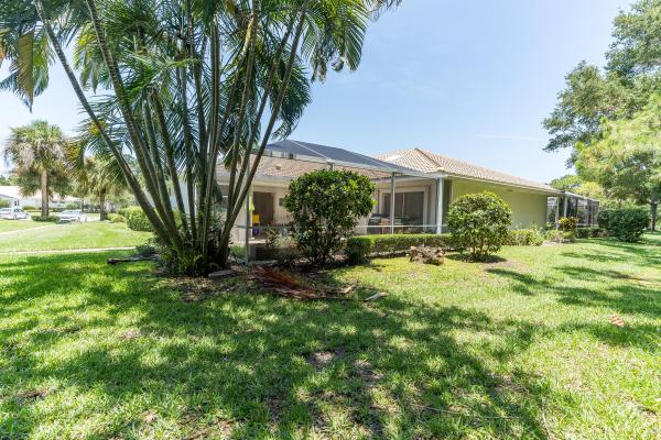 Sun Terrace At The Oaks, 11404 Myrtle Oak Ct, Palm Beach Gardens, Florida 33410, image 2