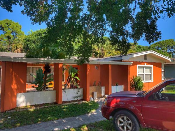 Sunrise Estates, 1306 S 13th S St, Fort Pierce, Florida 34950, image 2