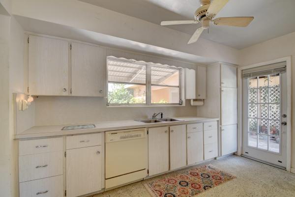 Lake Osborne Estates, 1319 Lake Victoria Dr, Lake Worth, Florida 33461, image 2